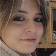 Laureata in Lettere e Filosofia, attualmente iscritta alla facoltà magistrale di Linguistica Moderna. Diplomata presso il Liceo delle Scienze Sociali, offro ripetizioni anche per materie di ambito psico-pedagogico oltre che di ambito umanistico